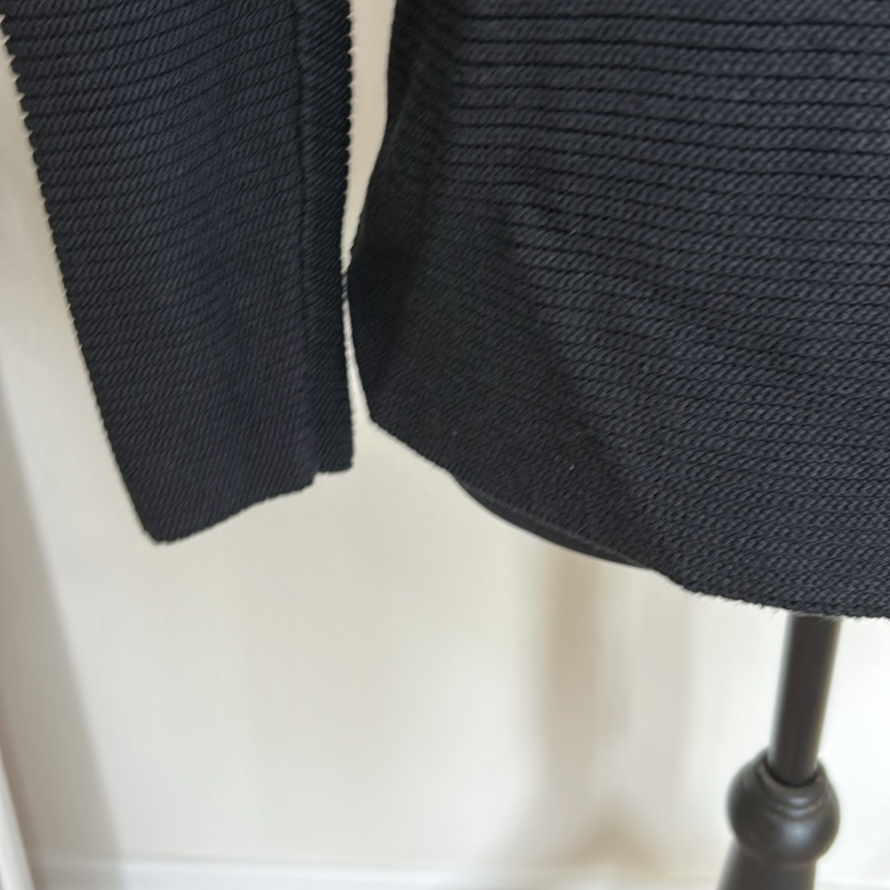 TALBOTS PETITE WOMANS BLACK RIBBED CREWNECK LONG SLEEVE SWEATER - Picture 13 of 13
